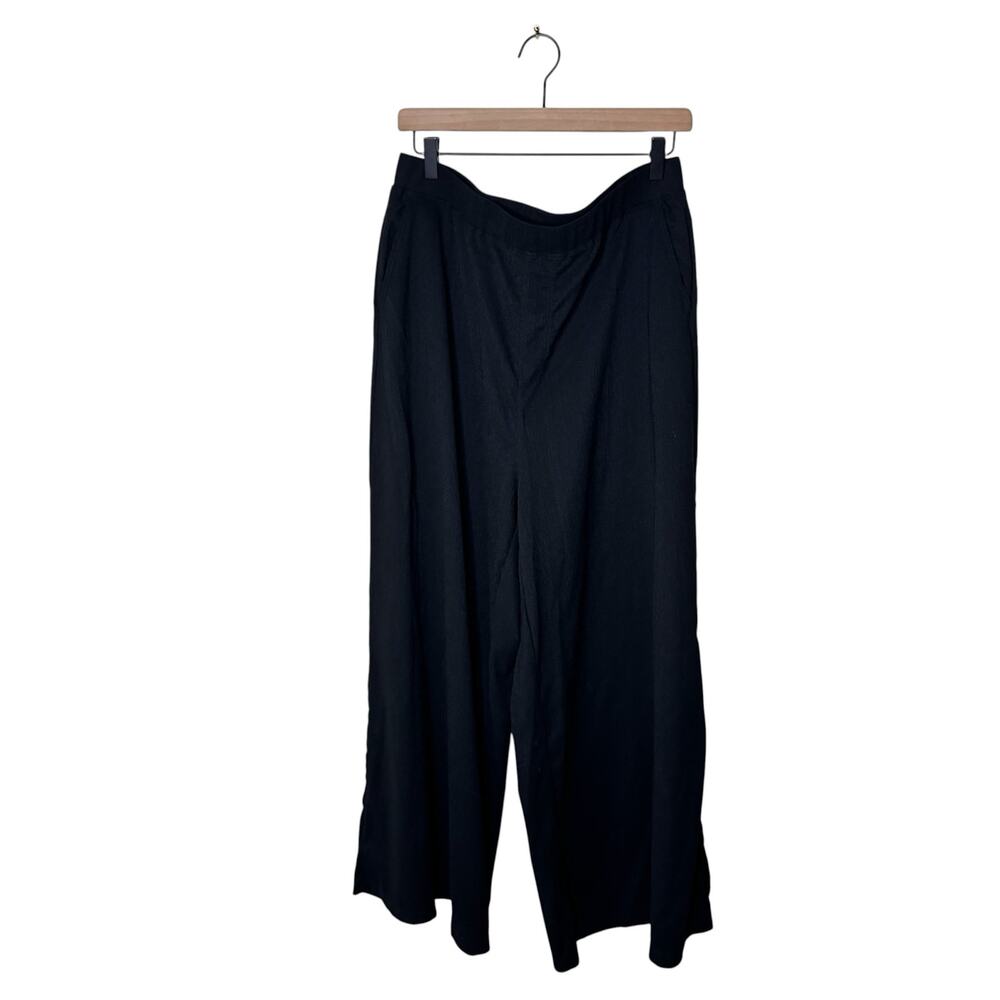 Set of four (4) wide leg pants and jogger red black gray